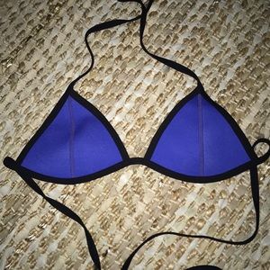 Triangl bikini top